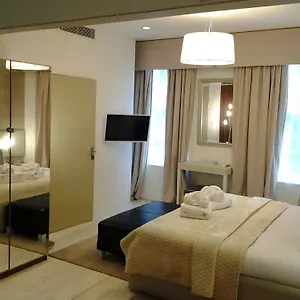 Aparthotel Room Home Stay, London